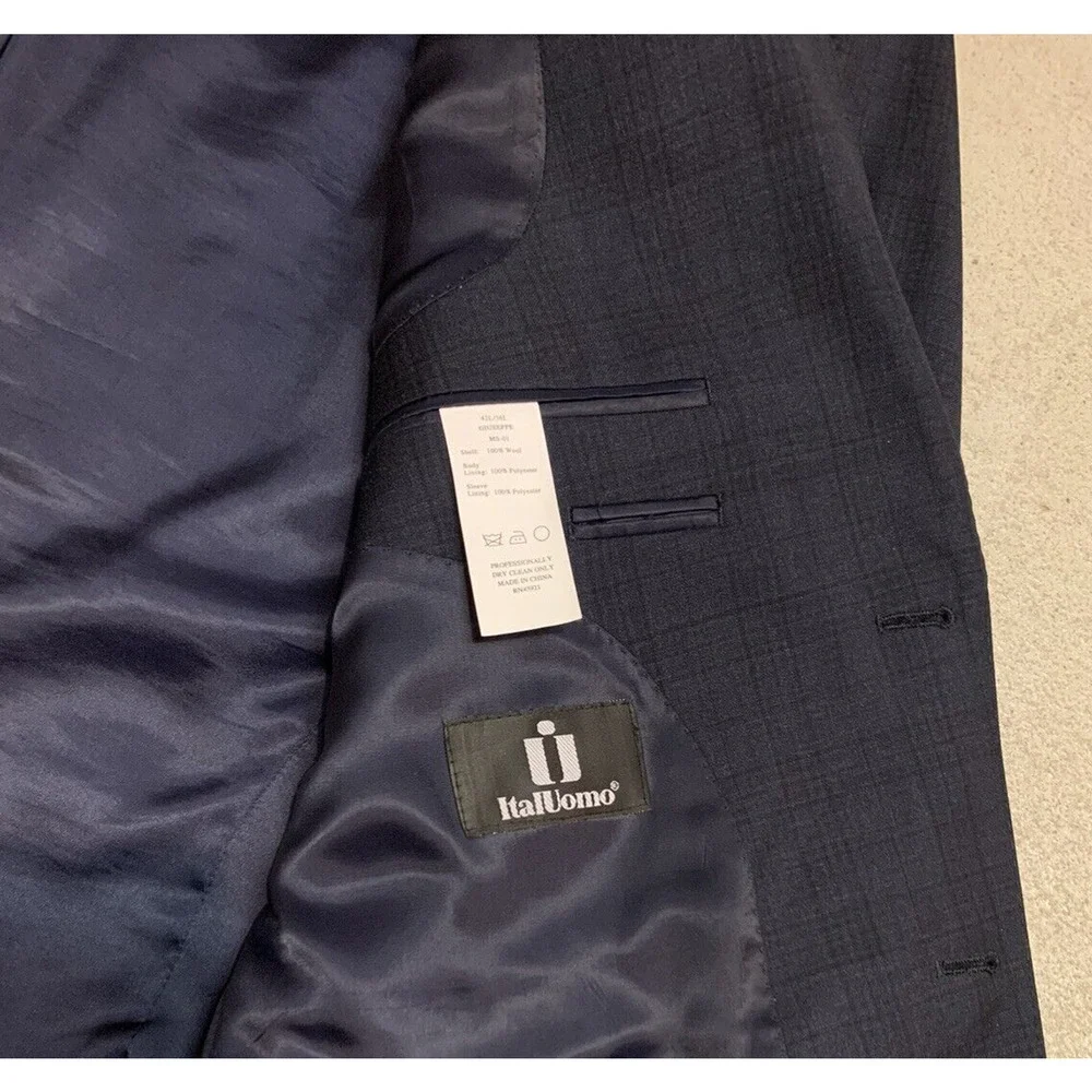 ItalUomo Mens Sports Coat Size 42L Guiseppe Navy Plaid Wool Office Academia